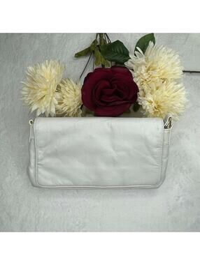 Vintage Marlo White Leather Purse Travel Shoulder Bag
